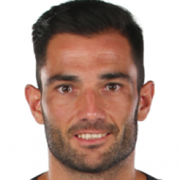 Adán se marcha a Irán